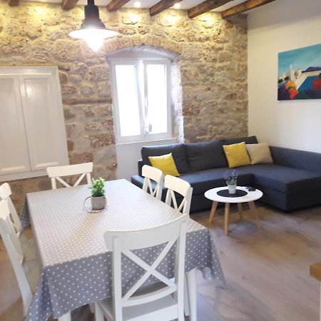 Komiža Apartments Bepi מראה חיצוני תמונה