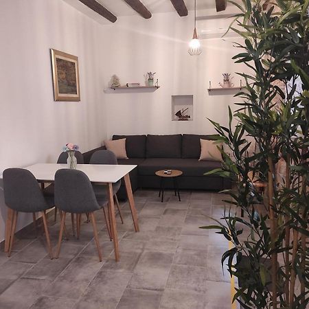 Komiža Apartments Bepi מראה חיצוני תמונה