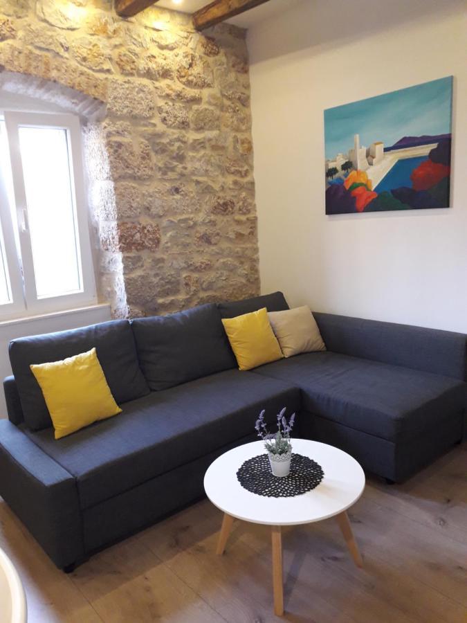 Komiža Apartments Bepi מראה חיצוני תמונה