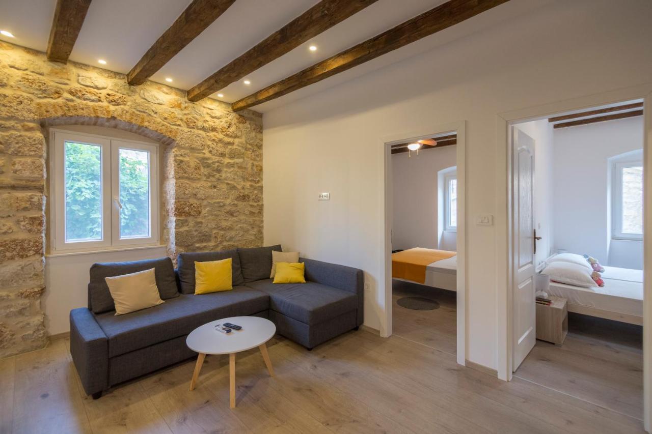 Komiža Apartments Bepi מראה חיצוני תמונה