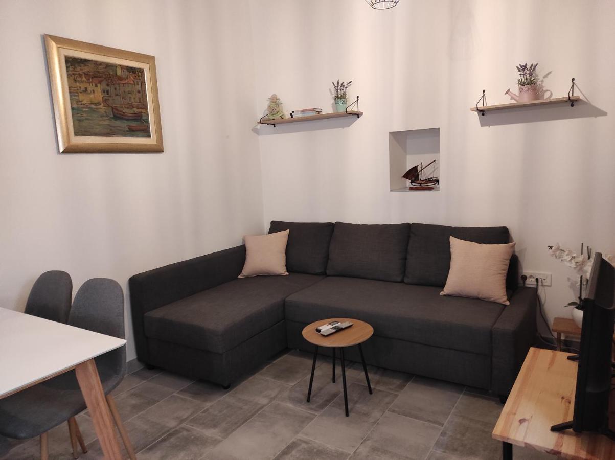 Komiža Apartments Bepi מראה חיצוני תמונה